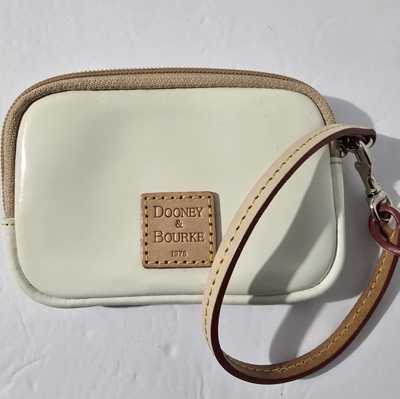 Dooney and Burke Cream Tan Patent Leather ID‎ Wristlet Wallet - Picture 7 of 7